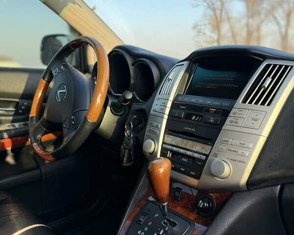 Серый Лексус РХ, объемом двигателя 0 л и пробегом 170 тыс. км за 11500 $, фото 8 на Automoto.ua