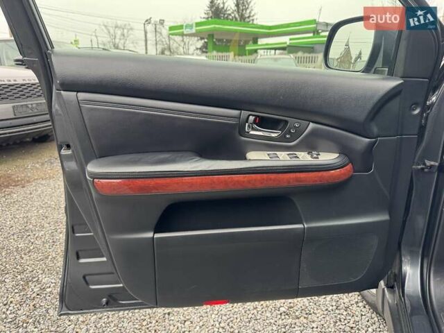 Серый Лексус РХ, объемом двигателя 3.46 л и пробегом 233 тыс. км за 10500 $, фото 47 на Automoto.ua