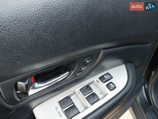 Лексус РХ 2007 в Николаеве на Automoto.ua Серый Лексус РХ, объемом двигателя 3.46 л и пробегом 246 тыс. км за 9400 $, фото 14 на Automoto.ua