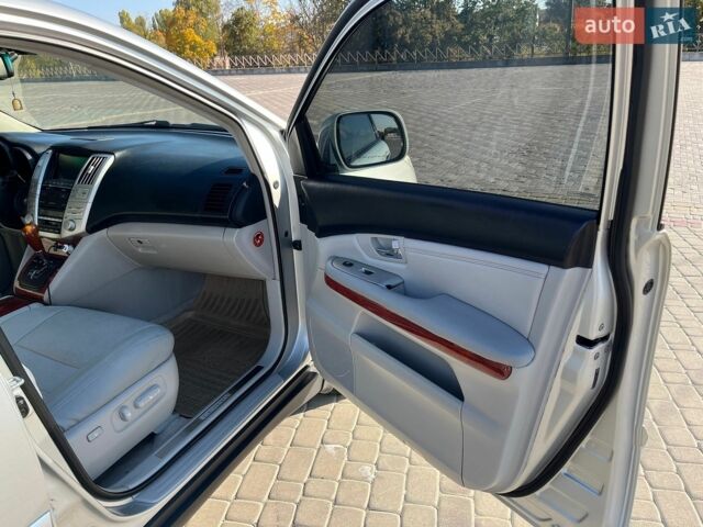 Сірий Лексус РХ, об'ємом двигуна 3.46 л та пробігом 300 тис. км за 9500 $, фото 13 на Automoto.ua