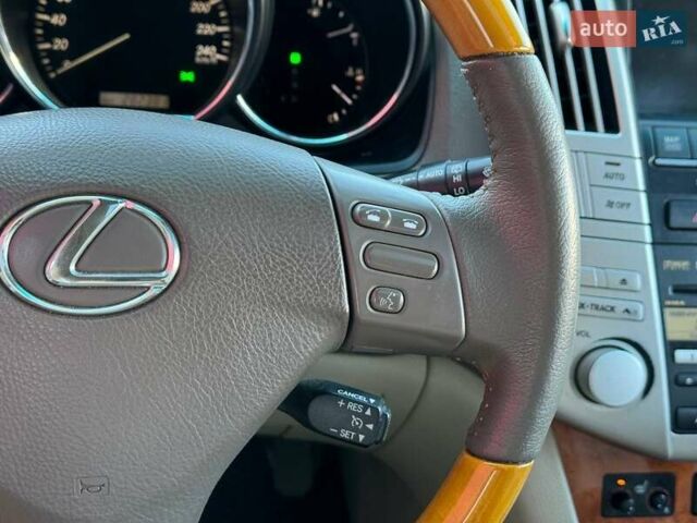 Серый Лексус РХ, объемом двигателя 3.46 л и пробегом 282 тыс. км за 11500 $, фото 24 на Automoto.ua