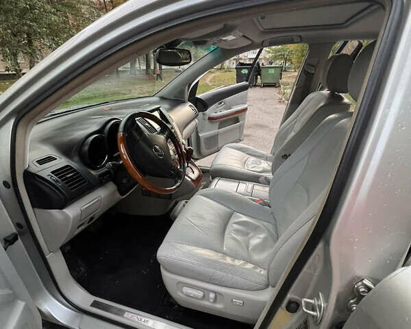 Серый Лексус РХ, объемом двигателя 3 л и пробегом 222 тыс. км за 9300 $, фото 10 на Automoto.ua