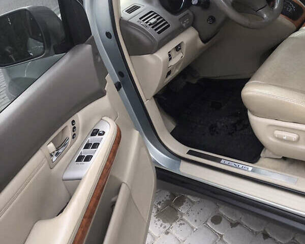 Сірий Лексус РХ, об'ємом двигуна 3.5 л та пробігом 178 тис. км за 10800 $, фото 8 на Automoto.ua