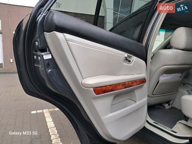 Серый Лексус РХ, объемом двигателя 3.46 л и пробегом 315 тыс. км за 11000 $, фото 21 на Automoto.ua