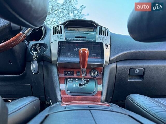 Серый Лексус РХ, объемом двигателя 3.46 л и пробегом 210 тыс. км за 8900 $, фото 37 на Automoto.ua
