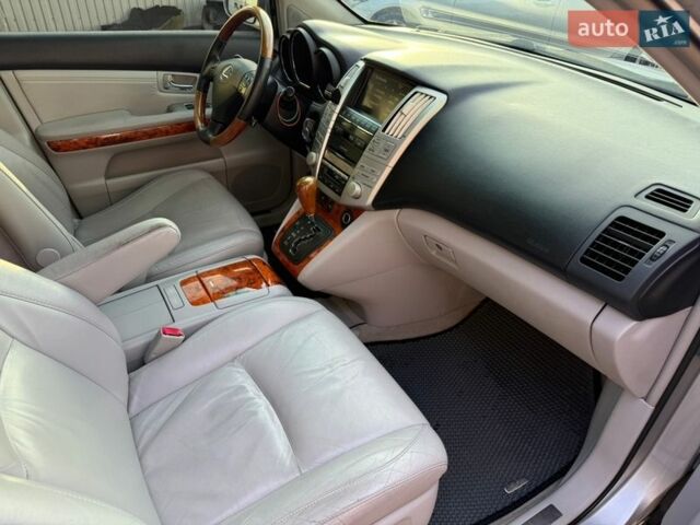 Сірий Лексус РХ, об'ємом двигуна 3.46 л та пробігом 281 тис. км за 11700 $, фото 32 на Automoto.ua