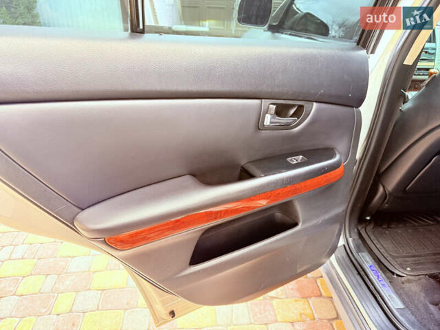 Сірий Лексус РХ, об'ємом двигуна 3.3 л та пробігом 221 тис. км за 8900 $, фото 25 на Automoto.ua