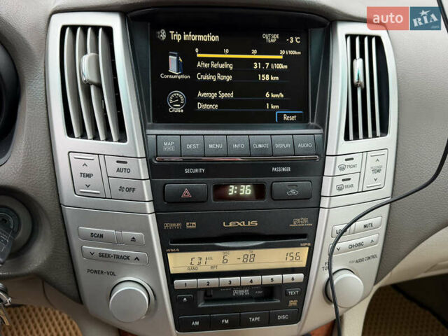 Серый Лексус РХ, объемом двигателя 3.46 л и пробегом 275 тыс. км за 12000 $, фото 18 на Automoto.ua