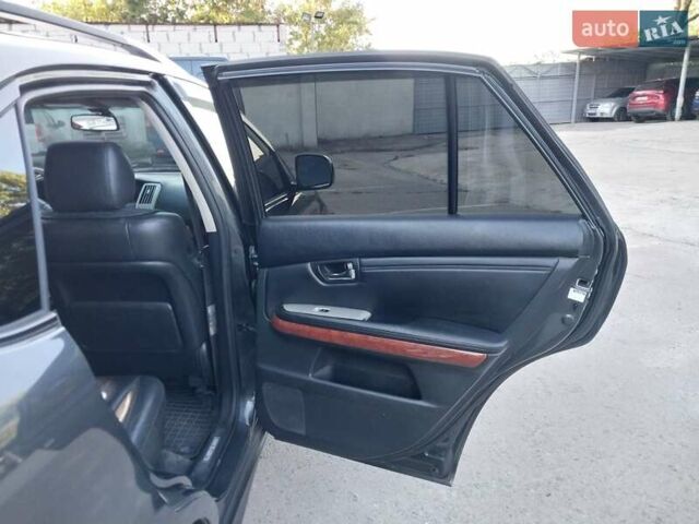 Лексус РХ 2007 в Николаеве на Automoto.ua Серый Лексус РХ, объемом двигателя 3.46 л и пробегом 246 тыс. км за 9400 $, фото 15 на Automoto.ua