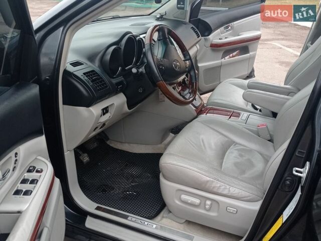Серый Лексус РХ, объемом двигателя 3.46 л и пробегом 227 тыс. км за 12400 $, фото 7 на Automoto.ua