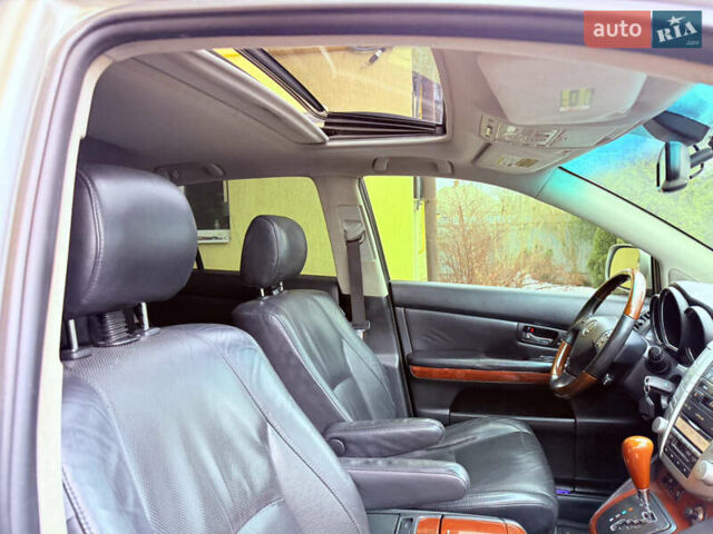 Сірий Лексус РХ, об'ємом двигуна 3.3 л та пробігом 221 тис. км за 8900 $, фото 37 на Automoto.ua