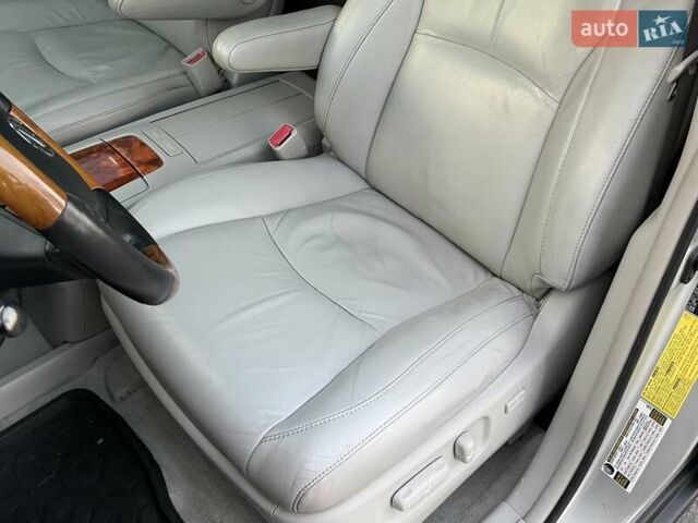 Серый Лексус РХ, объемом двигателя 3.5 л и пробегом 183 тыс. км за 11500 $, фото 15 на Automoto.ua