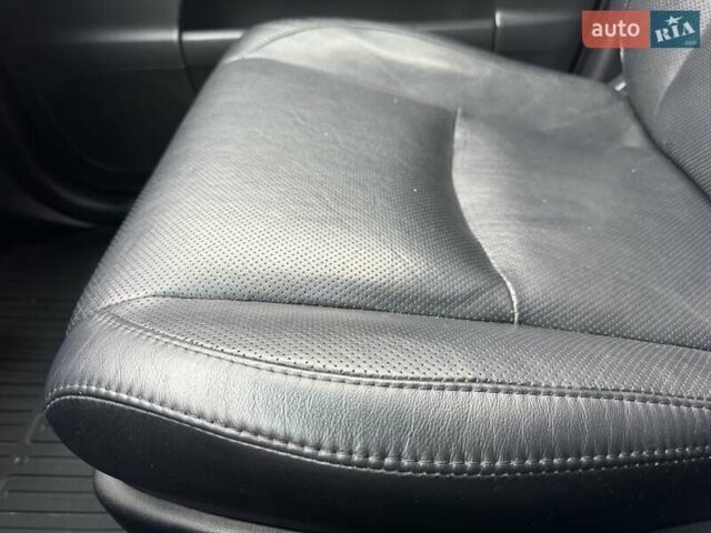 Серый Лексус РХ, объемом двигателя 3.46 л и пробегом 233 тыс. км за 10500 $, фото 27 на Automoto.ua