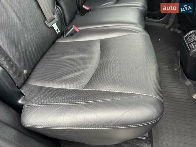 Серый Лексус РХ, объемом двигателя 3.46 л и пробегом 233 тыс. км за 10500 $, фото 66 на Automoto.ua