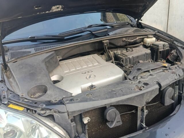 Серый Лексус РХ, объемом двигателя 3.5 л и пробегом 230 тыс. км за 10000 $, фото 4 на Automoto.ua