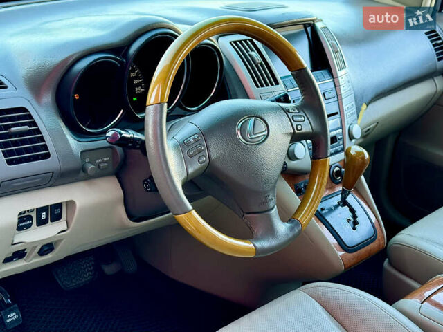 Серый Лексус РХ, объемом двигателя 3.46 л и пробегом 282 тыс. км за 11500 $, фото 6 на Automoto.ua