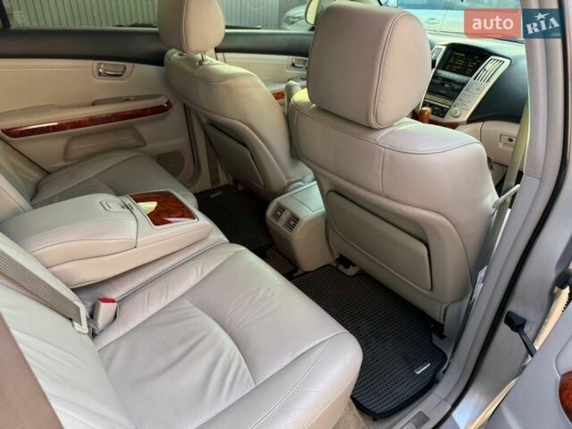 Сірий Лексус РХ, об'ємом двигуна 3.46 л та пробігом 281 тис. км за 11700 $, фото 28 на Automoto.ua