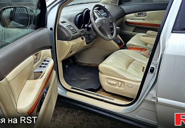 Сірий Лексус РХ, об'ємом двигуна 3.5 л та пробігом 260 тис. км за 8900 $, фото 1 на Automoto.ua