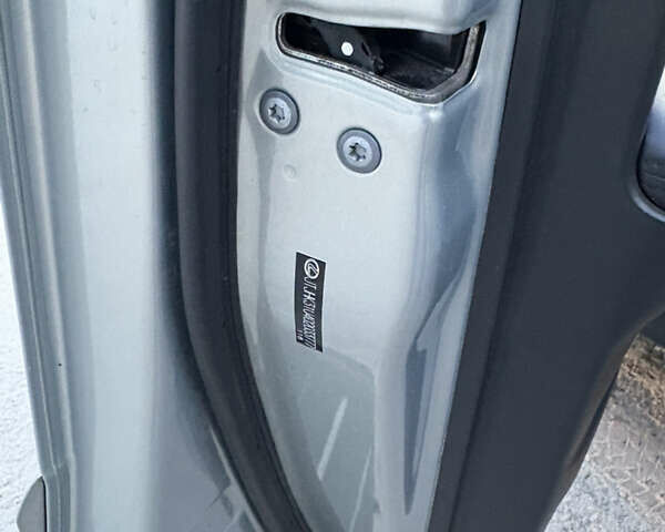 Сірий Лексус РХ, об'ємом двигуна 3.46 л та пробігом 173 тис. км за 13500 $, фото 14 на Automoto.ua