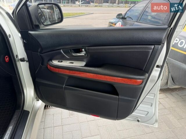 Сірий Лексус РХ, об'ємом двигуна 3.5 л та пробігом 185 тис. км за 11700 $, фото 16 на Automoto.ua