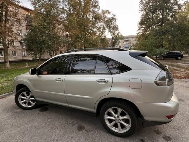 Лексус РХ 2007 в Никополе на Automoto.ua Серый Лексус РХ, объемом двигателя 3.5 л и пробегом 222 тыс. км за 9700 $, фото 6 на Automoto.ua