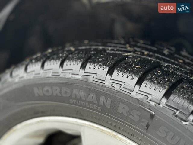 Серый Лексус РХ, объемом двигателя 3.46 л и пробегом 266 тыс. км за 10900 $, фото 8 на Automoto.ua