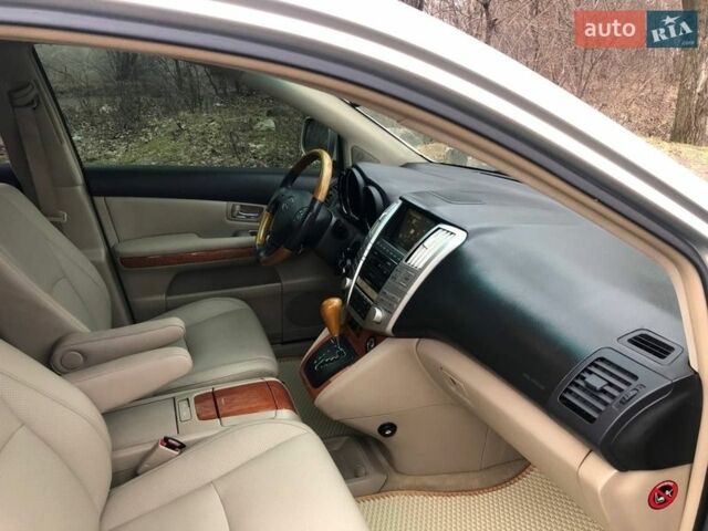 Сірий Лексус РХ, об'ємом двигуна 3.31 л та пробігом 235 тис. км за 9999 $, фото 18 на Automoto.ua