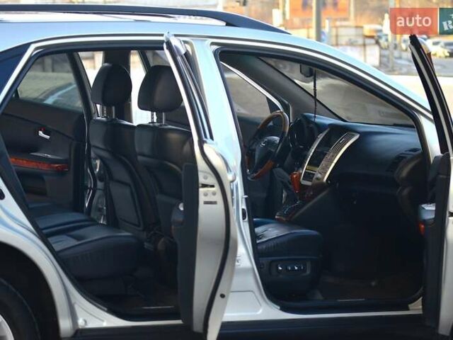 Серый Лексус РХ, объемом двигателя 3.5 л и пробегом 162 тыс. км за 12500 $, фото 13 на Automoto.ua