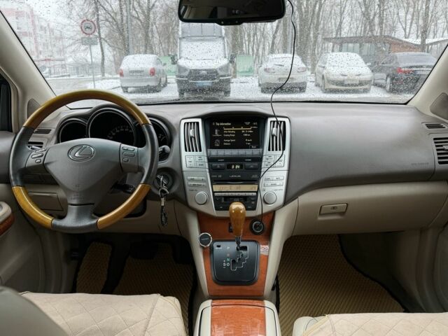 Серый Лексус РХ, объемом двигателя 3.5 л и пробегом 275 тыс. км за 12000 $, фото 14 на Automoto.ua