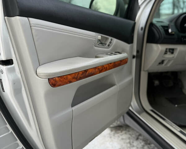 Сірий Лексус РХ, об'ємом двигуна 3.46 л та пробігом 280 тис. км за 11999 $, фото 24 на Automoto.ua