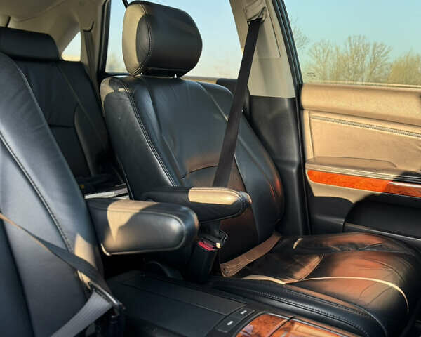 Серый Лексус РХ, объемом двигателя 0 л и пробегом 170 тыс. км за 11500 $, фото 7 на Automoto.ua