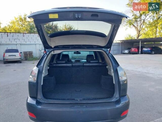 Лексус РХ 2007 в Николаеве на Automoto.ua Серый Лексус РХ, объемом двигателя 3.46 л и пробегом 246 тыс. км за 9400 $, фото 27 на Automoto.ua