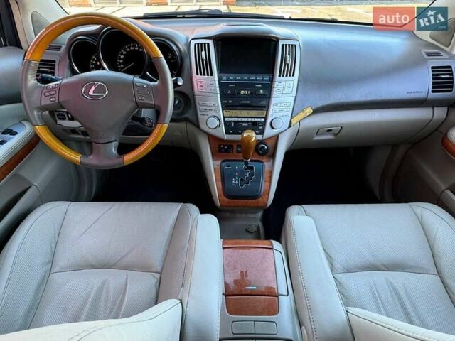 Серый Лексус РХ, объемом двигателя 3.46 л и пробегом 282 тыс. км за 11500 $, фото 20 на Automoto.ua