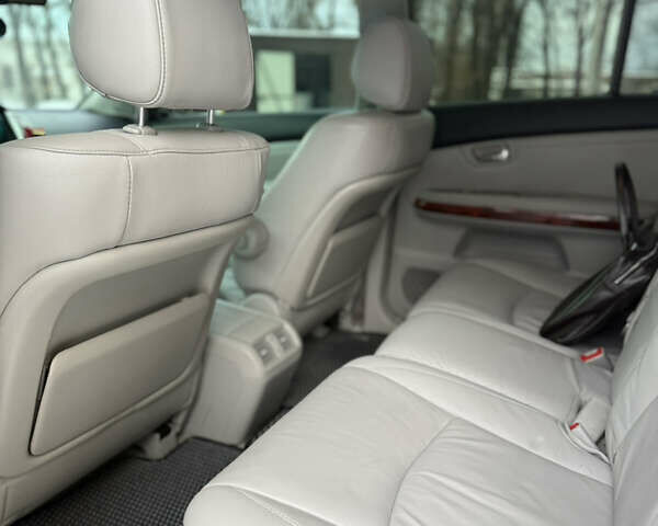 Сірий Лексус РХ, об'ємом двигуна 3.46 л та пробігом 280 тис. км за 11999 $, фото 35 на Automoto.ua