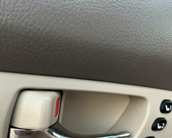 Серый Лексус РХ, объемом двигателя 3.5 л и пробегом 173 тыс. км за 14999 $, фото 42 на Automoto.ua