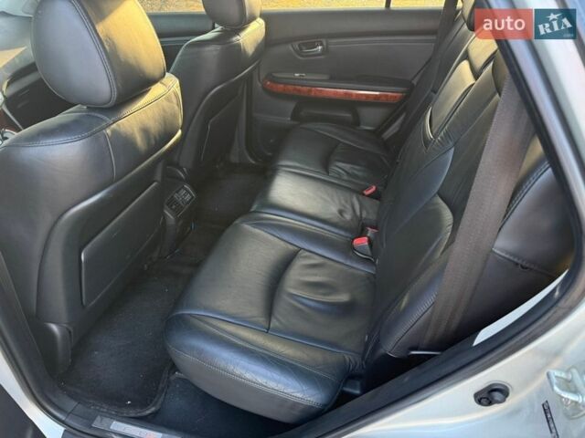 Серый Лексус РХ, объемом двигателя 3.46 л и пробегом 370 тыс. км за 9500 $, фото 12 на Automoto.ua