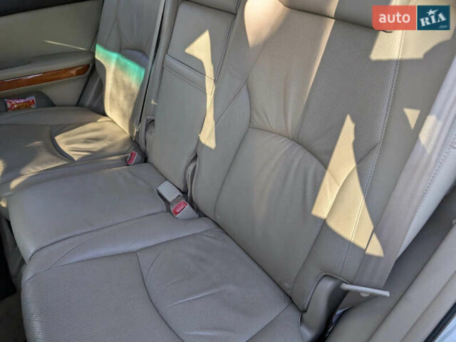 Сірий Лексус РХ, об'ємом двигуна 3.3 л та пробігом 226 тис. км за 11800 $, фото 15 на Automoto.ua