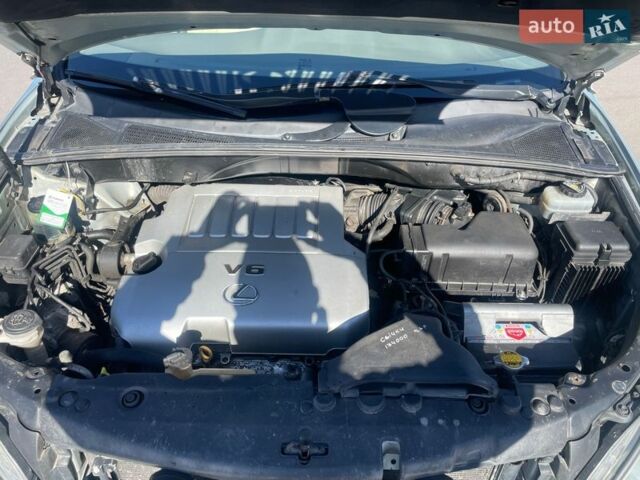Серый Лексус РХ, объемом двигателя 3.5 л и пробегом 176 тыс. км за 11800 $, фото 13 на Automoto.ua