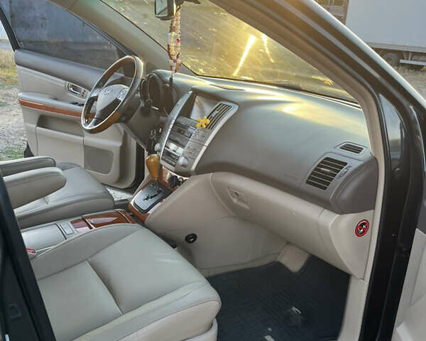 Серый Лексус РХ, объемом двигателя 3.5 л и пробегом 173 тыс. км за 14999 $, фото 18 на Automoto.ua