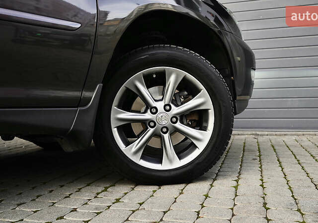 Серый Лексус РХ, объемом двигателя 3.5 л и пробегом 335 тыс. км за 13500 $, фото 19 на Automoto.ua