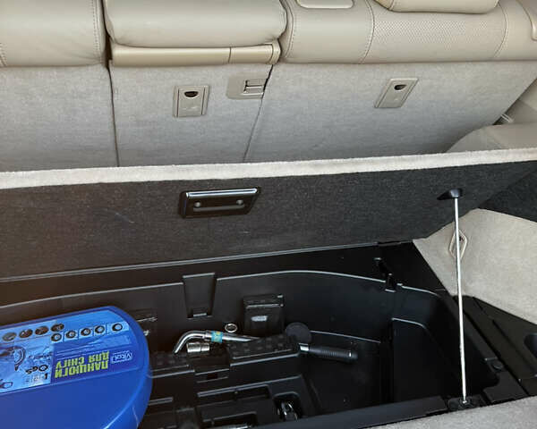 Серый Лексус РХ, объемом двигателя 3.5 л и пробегом 173 тыс. км за 14999 $, фото 13 на Automoto.ua