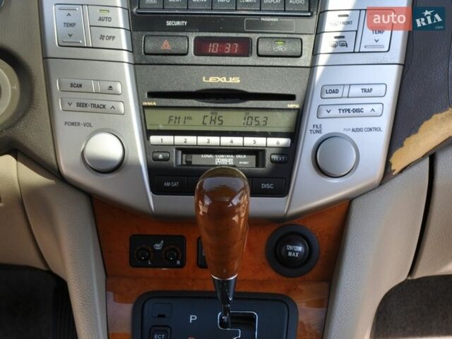 Сірий Лексус РХ, об'ємом двигуна 3.46 л та пробігом 57 тис. км за 15000 $, фото 32 на Automoto.ua