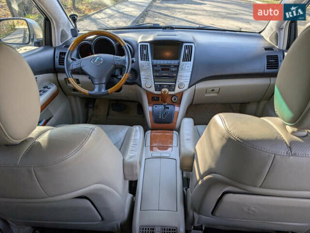 Сірий Лексус РХ, об'ємом двигуна 3.3 л та пробігом 226 тис. км за 11800 $, фото 26 на Automoto.ua