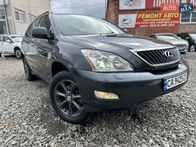 Серый Лексус РХ, объемом двигателя 3.5 л и пробегом 297 тыс. км за 11200 $, фото 3 на Automoto.ua