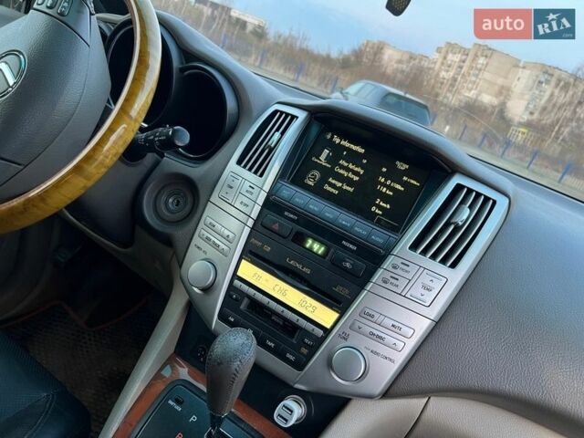 Серый Лексус РХ, объемом двигателя 3.5 л и пробегом 299 тыс. км за 10900 $, фото 42 на Automoto.ua