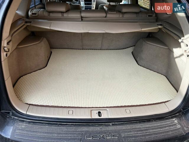 Серый Лексус РХ, объемом двигателя 3.46 л и пробегом 228 тыс. км за 12700 $, фото 79 на Automoto.ua