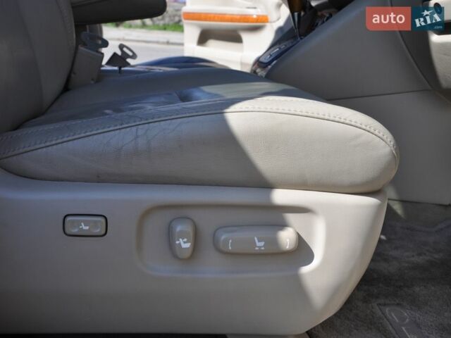 Сірий Лексус РХ, об'ємом двигуна 3.46 л та пробігом 57 тис. км за 15000 $, фото 26 на Automoto.ua