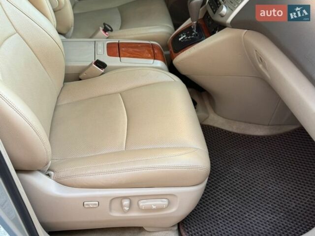 Сірий Лексус РХ, об'ємом двигуна 3.46 л та пробігом 177 тис. км за 9999 $, фото 22 на Automoto.ua