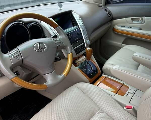 Серый Лексус РХ, объемом двигателя 3.46 л и пробегом 207 тыс. км за 12500 $, фото 9 на Automoto.ua