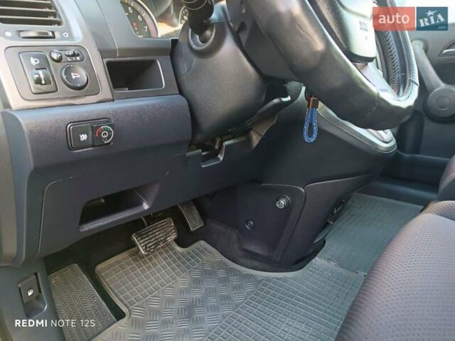 Серый Лексус РХ, объемом двигателя 2 л и пробегом 227 тыс. км за 11300 $, фото 20 на Automoto.ua